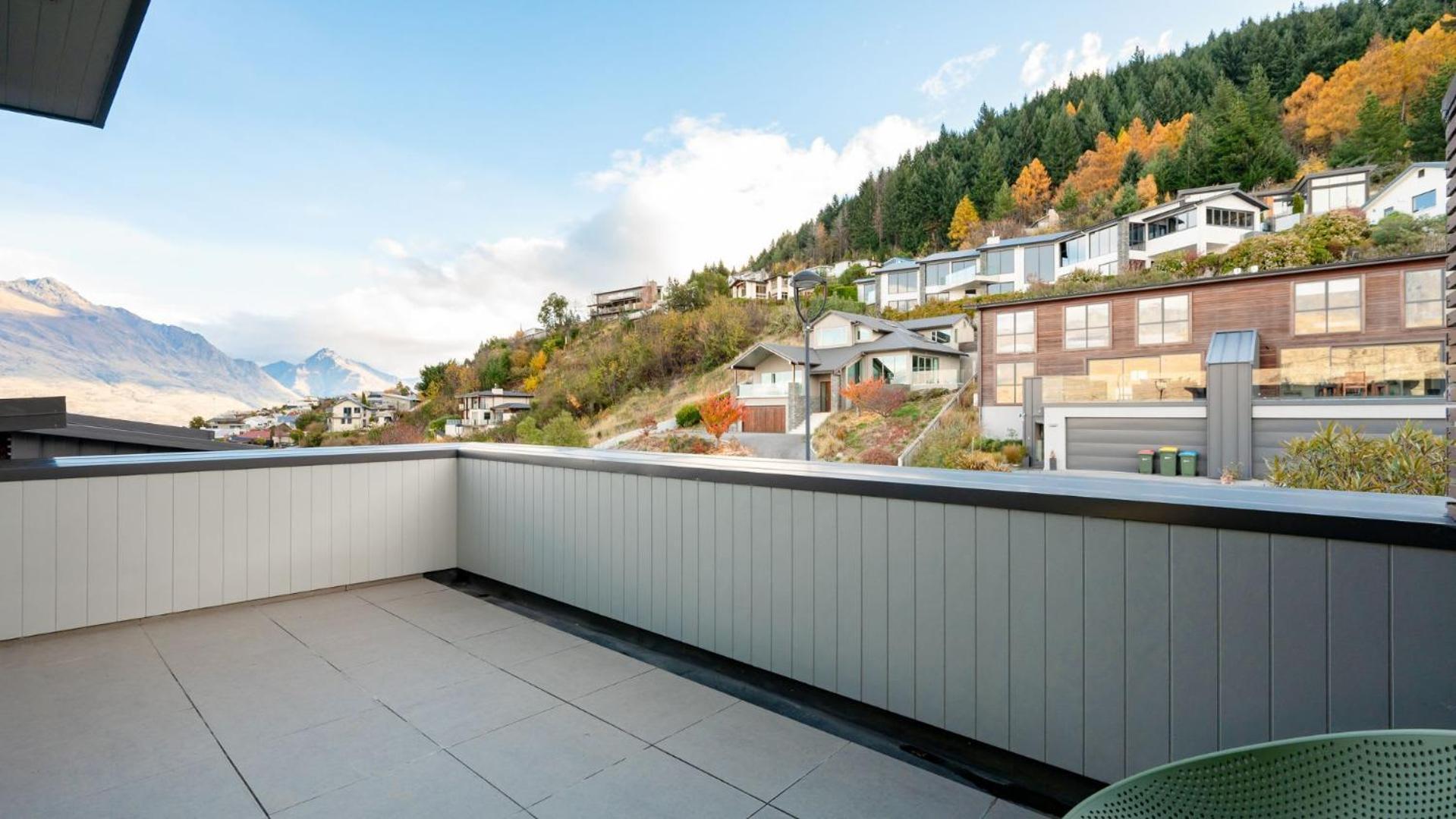 Tahuna Vista-Fire Place-Hot Tub -Free Parking -Bbq Queenstown Exterior photo